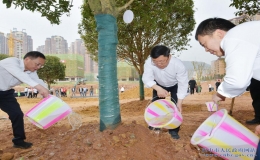 巴中市2022年春季義務(wù)植樹活動