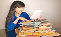 55歲的“不老女神”周慧敏親筆回復(fù)大家的來(lái)信