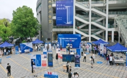 VR實境、云享閱讀，“書香中南”開啟閱讀新體驗