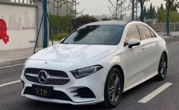 奔馳a180l價(jià)格多少，售價(jià)30萬(奔馳a180多少錢落地)